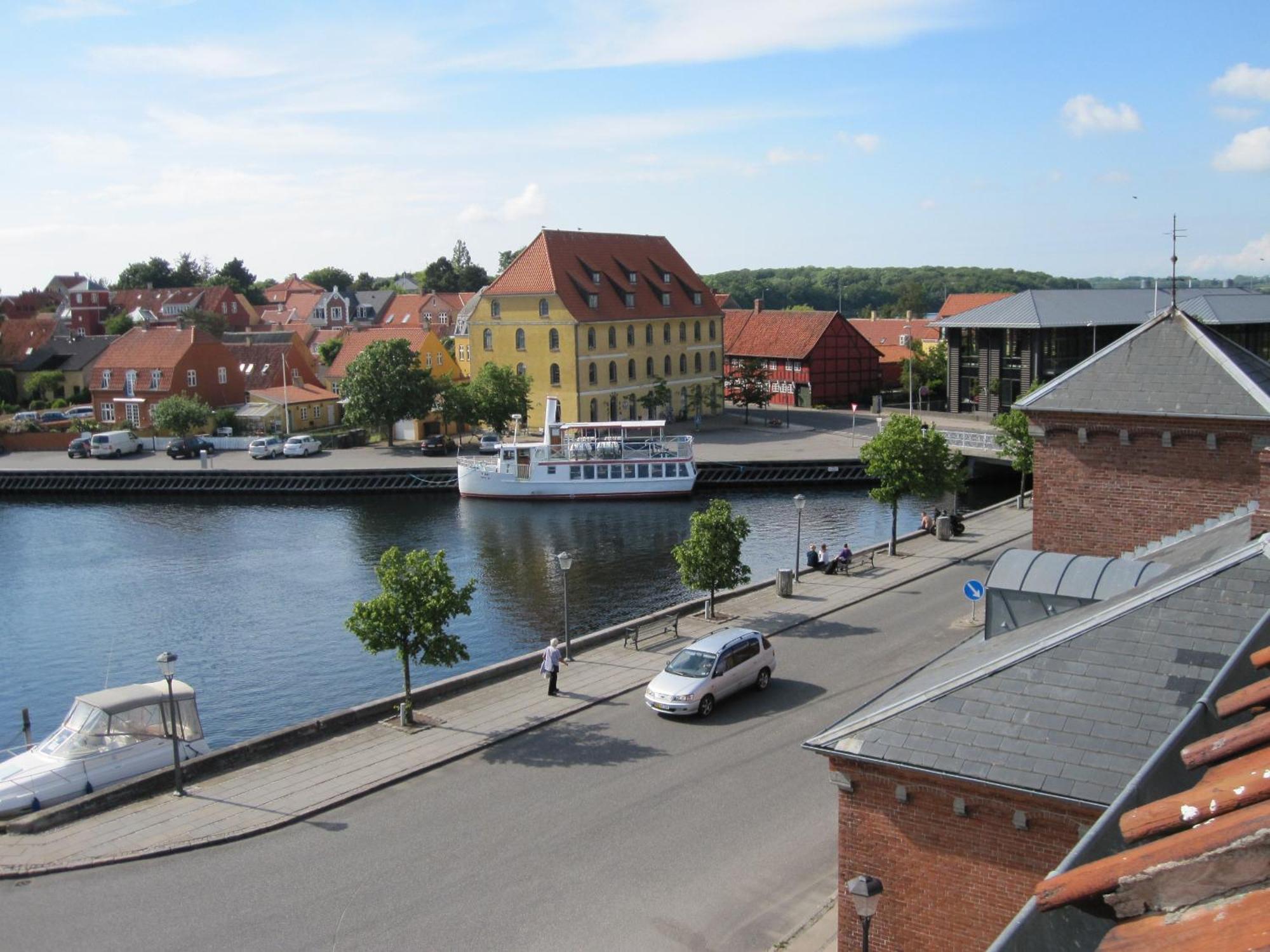 Skælskør Hotel Postgaarden מראה חיצוני תמונה